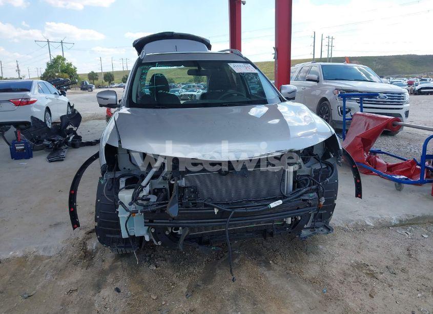 Photo 6 of 2016 Nissan Rogue SL (VIN 5N1AT2MT0GC923482)