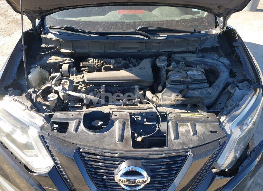 Photo 10 of 2017 Nissan Rogue SV (VIN 5N1AT2MT0HC768207)