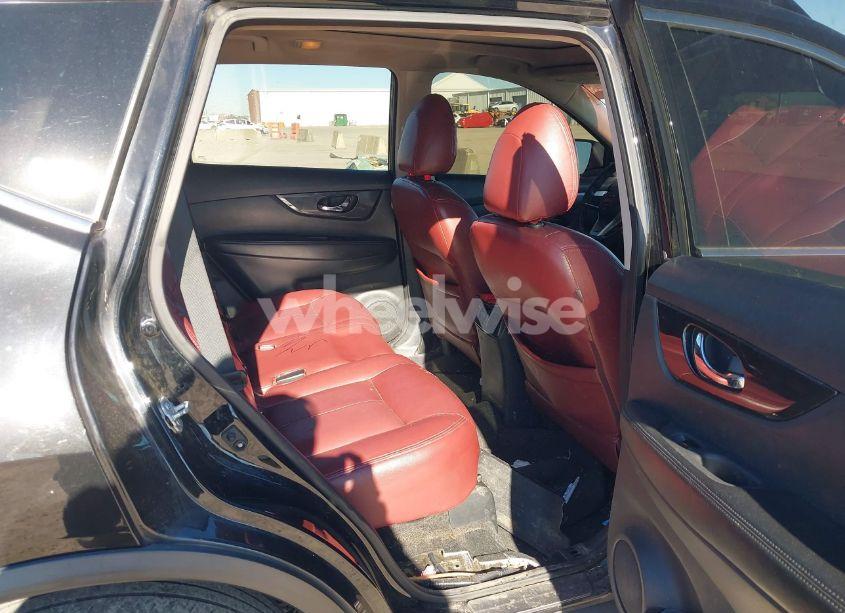 Photo 8 of 2017 Nissan Rogue SV (VIN 5N1AT2MT0HC768207)