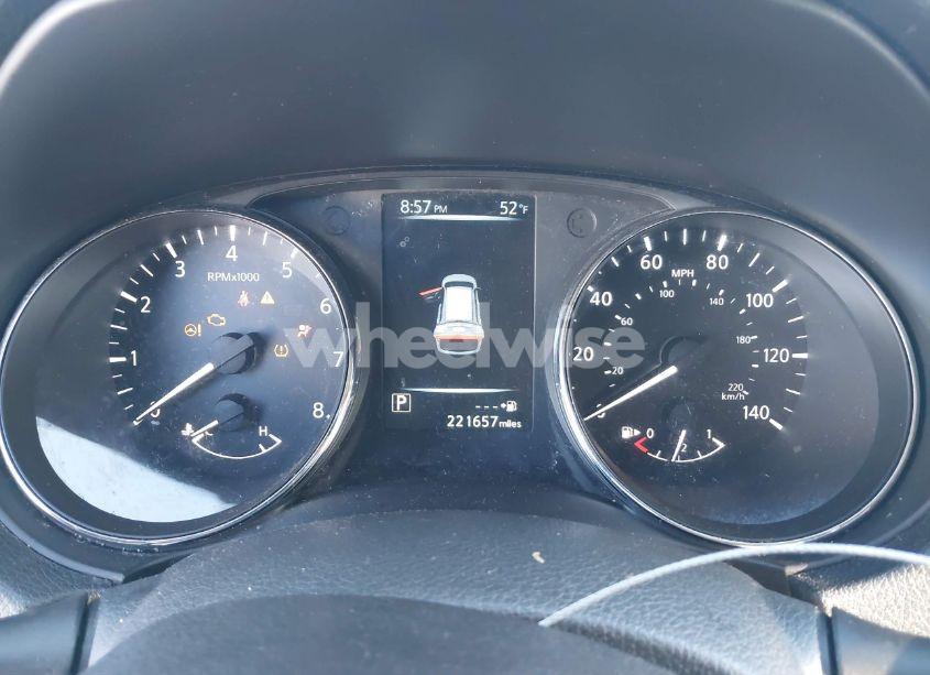 Photo 7 of 2017 Nissan Rogue S (VIN 5N1AT2MT0HC795830)