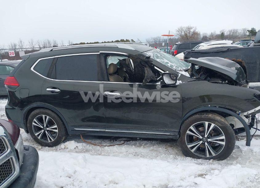 Photo 13 of 2017 Nissan Rogue SL (VIN 5N1AT2MT0HC813372)