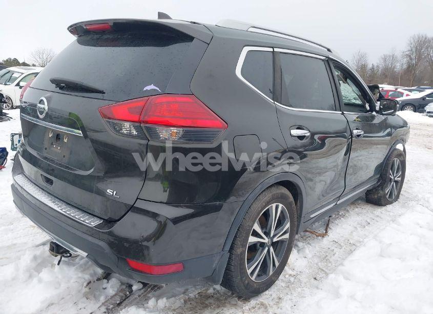 Photo 4 of 2017 Nissan Rogue SL (VIN 5N1AT2MT0HC813372)