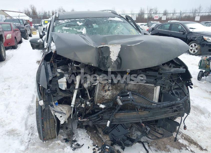 Photo 6 of 2017 Nissan Rogue SL (VIN 5N1AT2MT0HC813372)