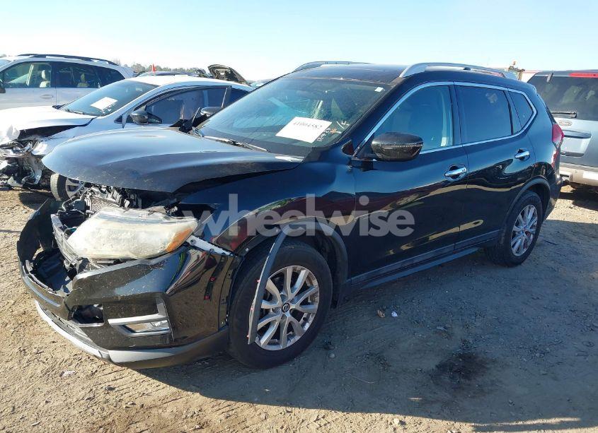 Photo 2 of 2017 Nissan Rogue SV (VIN 5N1AT2MT0HC859848)