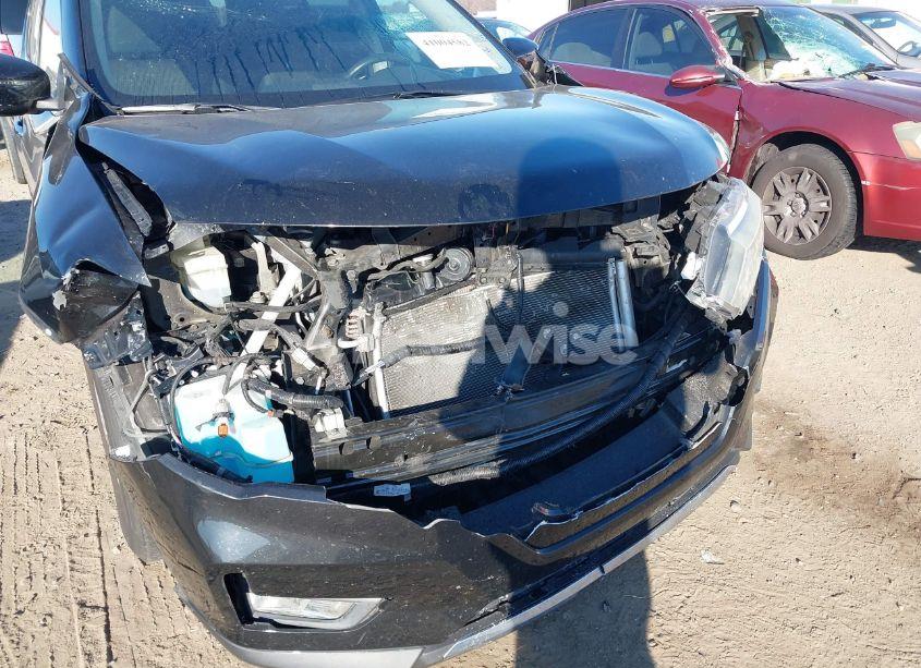 Photo 6 of 2017 Nissan Rogue SV (VIN 5N1AT2MT0HC859848)