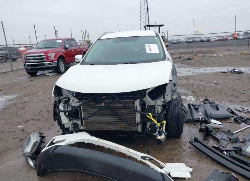 Photo 12 of 2017 Nissan Rogue SV (VIN 5N1AT2MT0HC874415)