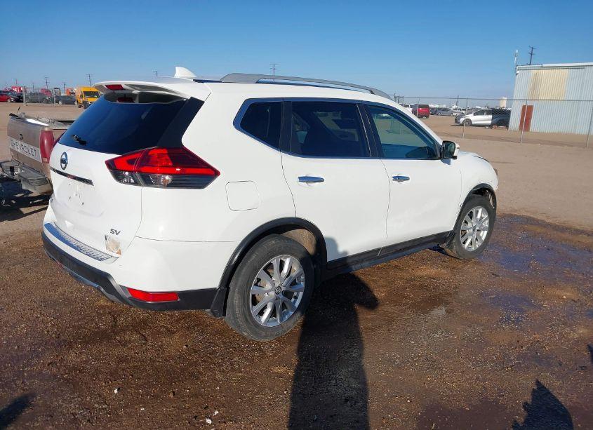 Photo 4 of 2017 Nissan Rogue SV (VIN 5N1AT2MT0HC876214)