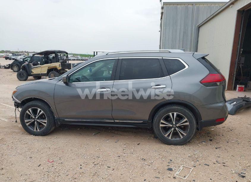 Photo 15 of 2017 Nissan Rogue SL (VIN 5N1AT2MT0HC889383)