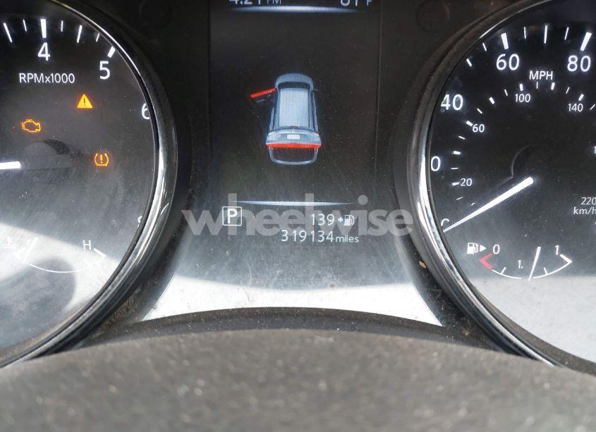 Photo 16 of 2017 Nissan Rogue SL (VIN 5N1AT2MT0HC889383)