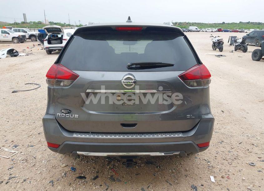 Photo 17 of 2017 Nissan Rogue SL (VIN 5N1AT2MT0HC889383)