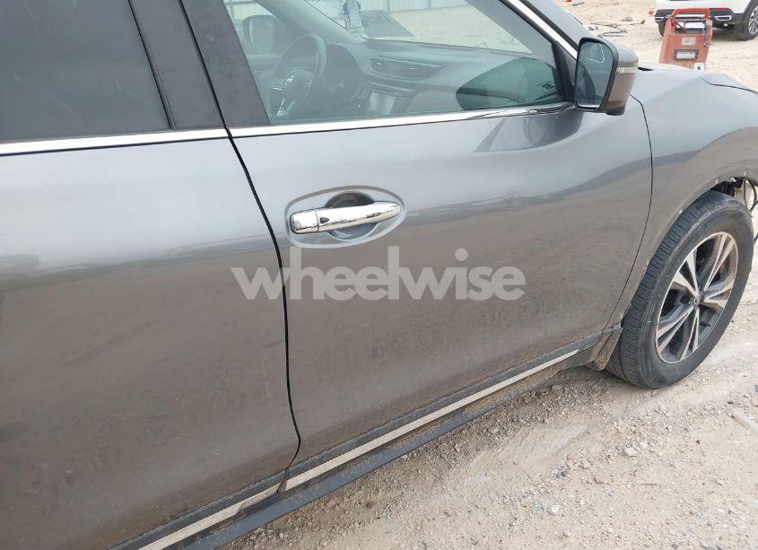 Photo 18 of 2017 Nissan Rogue SL (VIN 5N1AT2MT0HC889383)