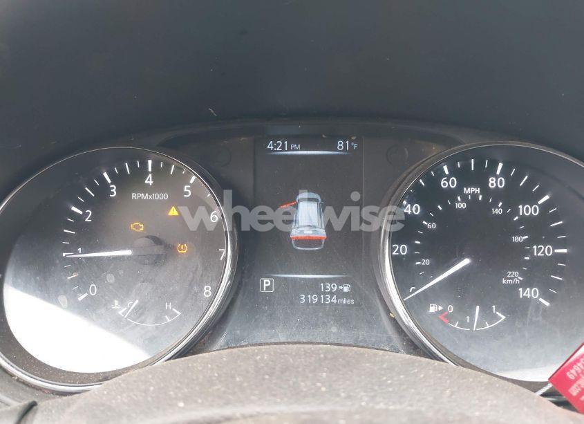 Photo 7 of 2017 Nissan Rogue SL (VIN 5N1AT2MT0HC889383)