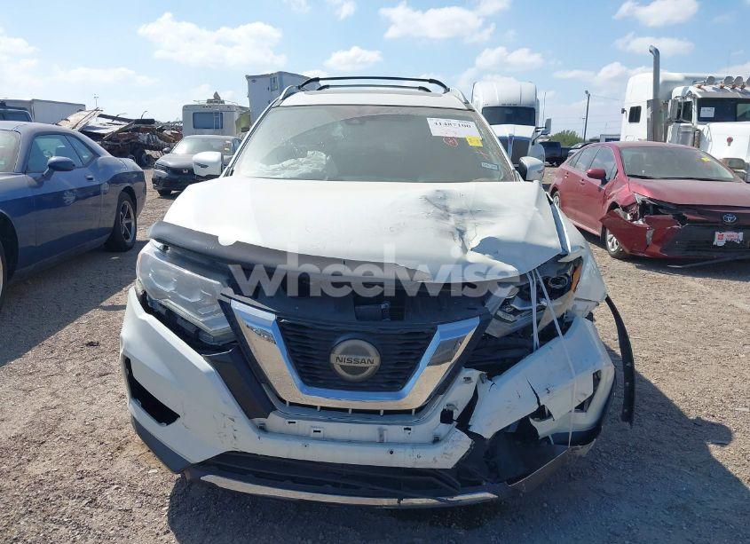 Photo 12 of 2018 Nissan Rogue SL (VIN 5N1AT2MT0JC711771)