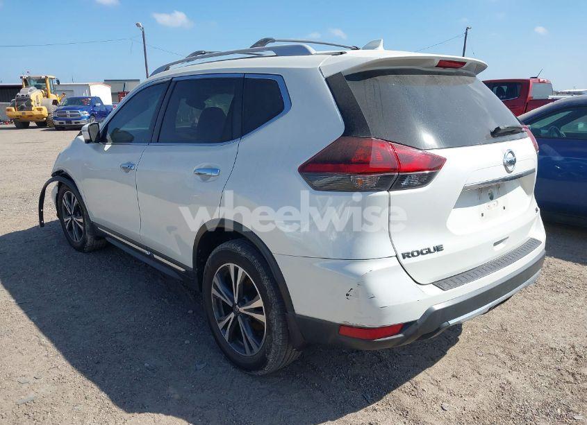 Photo 3 of 2018 Nissan Rogue SL (VIN 5N1AT2MT0JC711771)