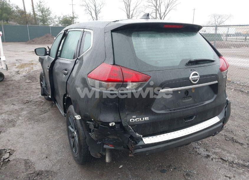 Photo 3 of 2018 Nissan Rogue S (VIN 5N1AT2MT0JC726593)