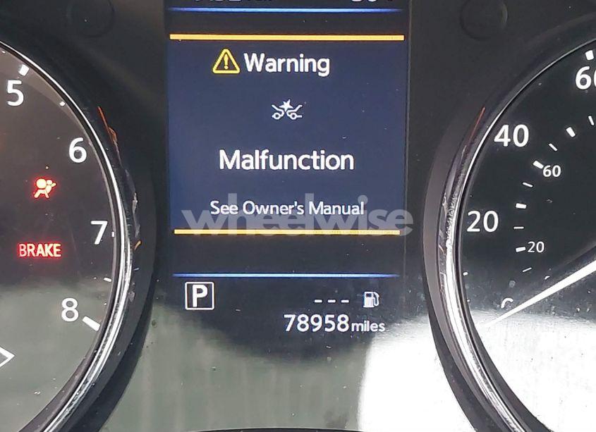 Photo 16 of 2018 Nissan Rogue SV (VIN 5N1AT2MT0JC744950)