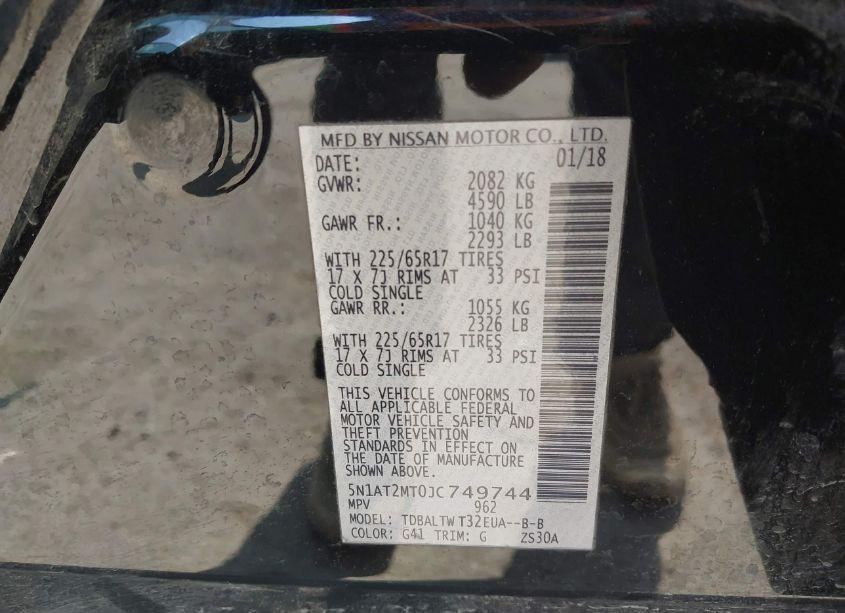 Photo 9 of 2018 Nissan Rogue SV (VIN 5N1AT2MT0JC749744)