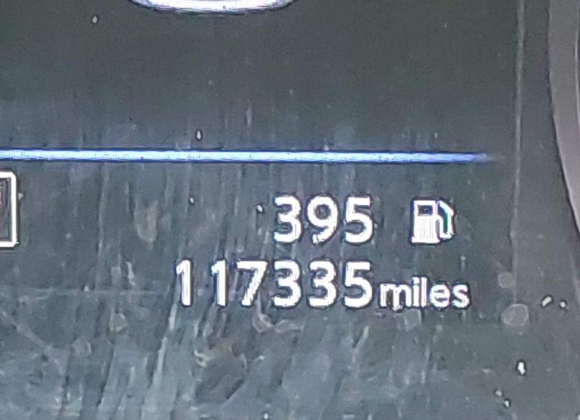 Photo 15 of 2018 Nissan Rogue SV (VIN 5N1AT2MT0JC815919)