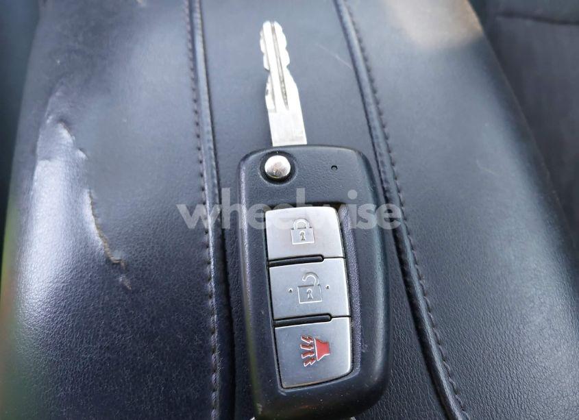 Photo 11 of 2018 Nissan Rogue S (VIN 5N1AT2MT0JC841419)