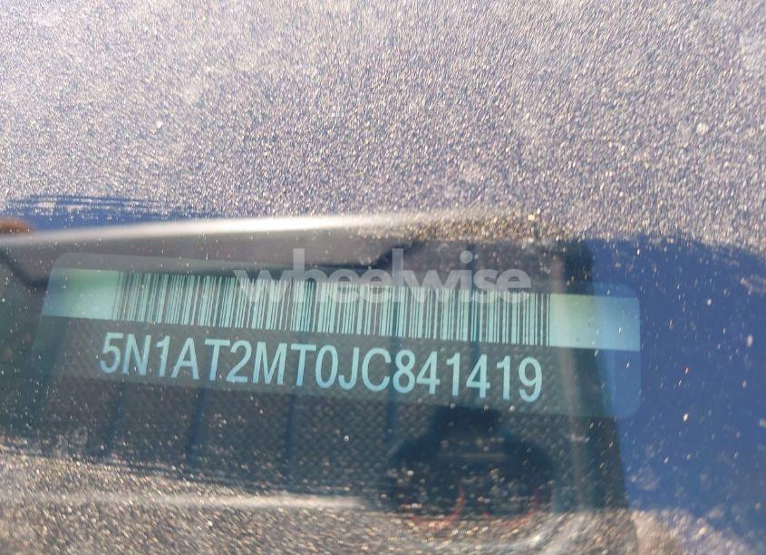 Photo 9 of 2018 Nissan Rogue S (VIN 5N1AT2MT0JC841419)