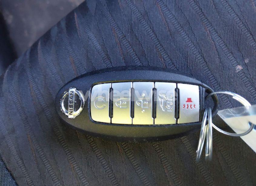 Photo 11 of 2019 Nissan Rogue SV (VIN 5N1AT2MT0KC702974)