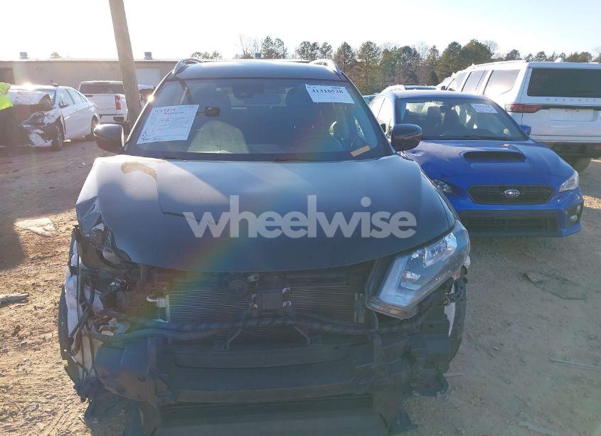 Photo 12 of 2019 Nissan Rogue SV (VIN 5N1AT2MT0KC702974)