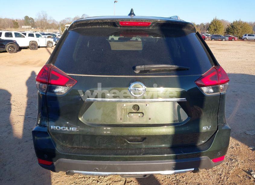 Photo 16 of 2019 Nissan Rogue SV (VIN 5N1AT2MT0KC702974)