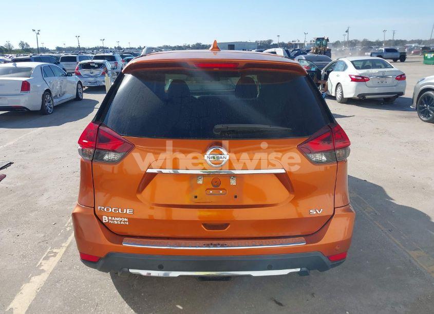 Photo 17 of 2019 Nissan Rogue SV (VIN 5N1AT2MT0KC703638)