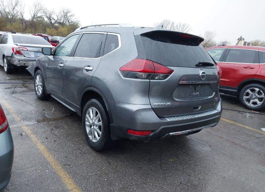 Photo 3 of 2019 Nissan Rogue S (VIN 5N1AT2MT0KC719953)