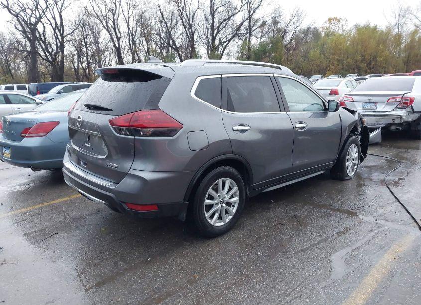 Photo 4 of 2019 Nissan Rogue S (VIN 5N1AT2MT0KC719953)