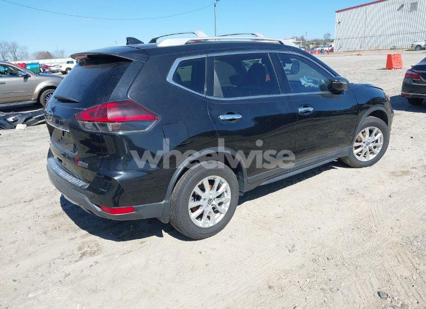 Photo 4 of 2019 Nissan Rogue S (VIN 5N1AT2MT0KC799416)