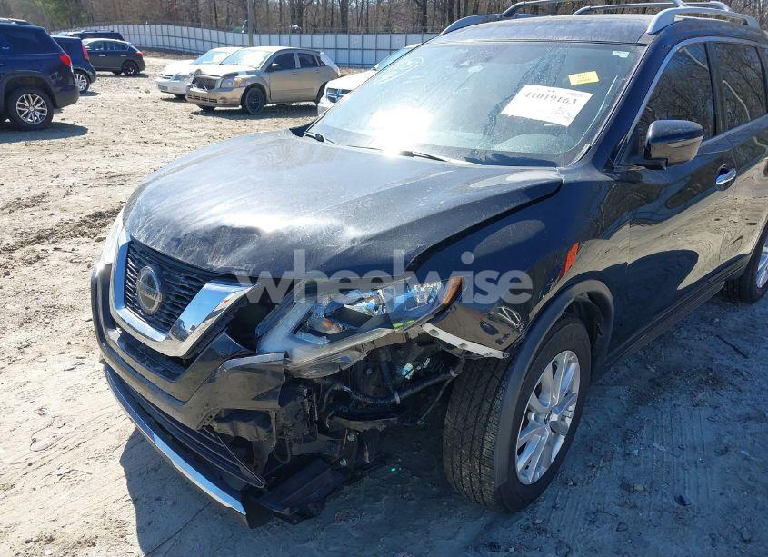 Photo 6 of 2019 Nissan Rogue S (VIN 5N1AT2MT0KC799416)