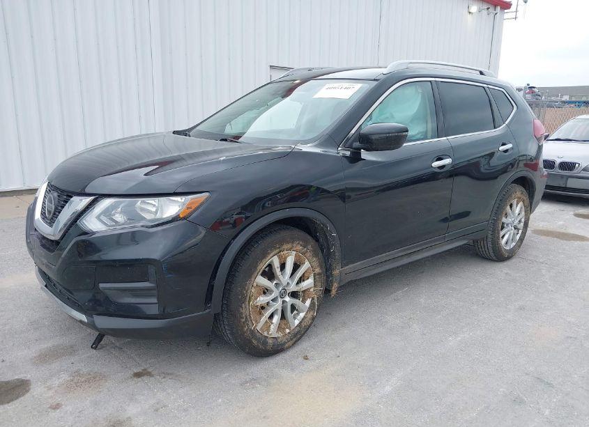 Photo 2 of 2019 Nissan Rogue S (VIN 5N1AT2MT0KC802900)