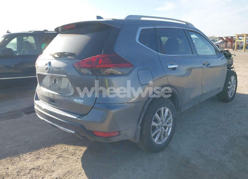 Photo 4 of 2019 Nissan Rogue S (VIN 5N1AT2MT0KC842605)