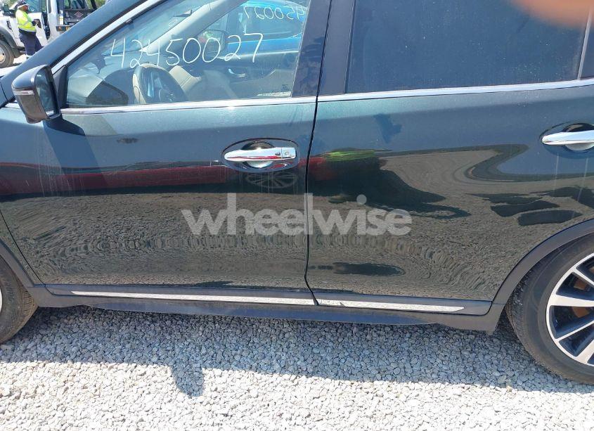 Photo 14 of 2020 Nissan Rogue SL FWD (VIN 5N1AT2MT0LC726094)