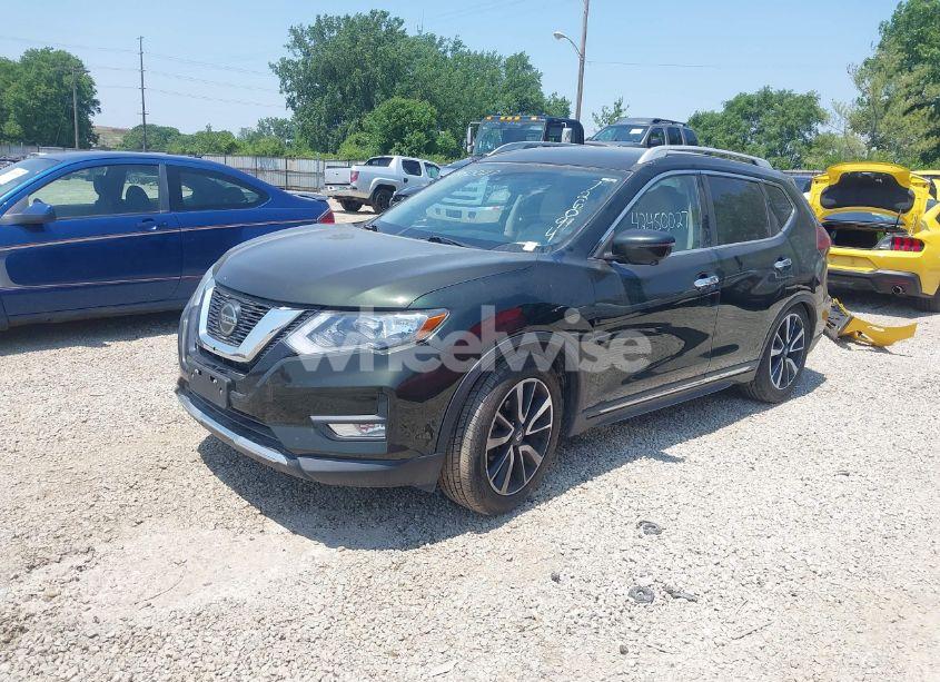 Photo 2 of 2020 Nissan Rogue SL FWD (VIN 5N1AT2MT0LC726094)