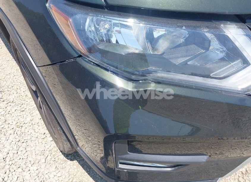 Photo 6 of 2020 Nissan Rogue SL FWD (VIN 5N1AT2MT0LC726094)