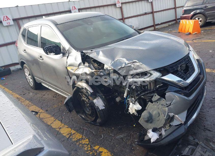 2020 Nissan Rogue S FWD (VIN 5N1AT2MT0LC794346) main photo