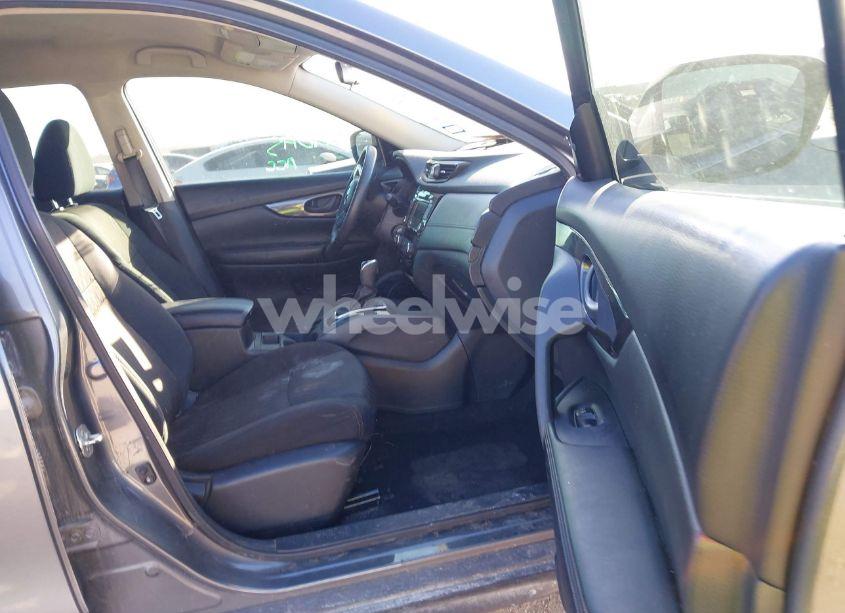 Photo 5 of 2020 Nissan Rogue S FWD (VIN 5N1AT2MT0LC797280)