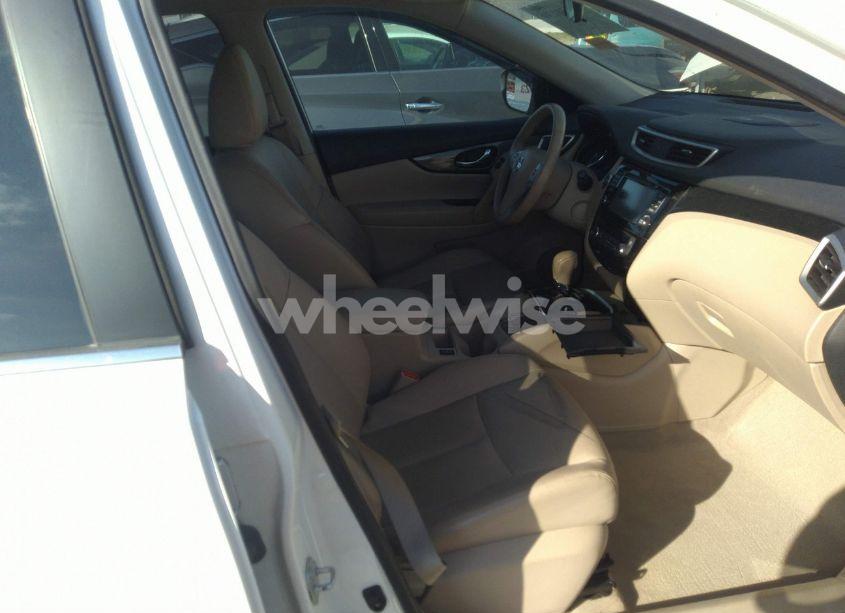 Photo 5 of 2014 Nissan Rogue SL (VIN 5N1AT2MT1EC754750)