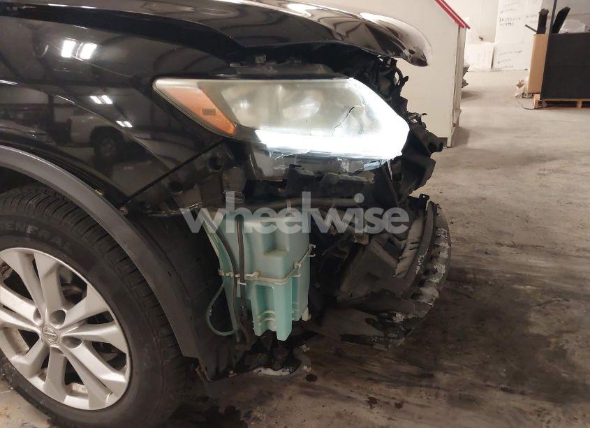 Photo 14 of 2014 Nissan Rogue SV (VIN 5N1AT2MT1EC792950)