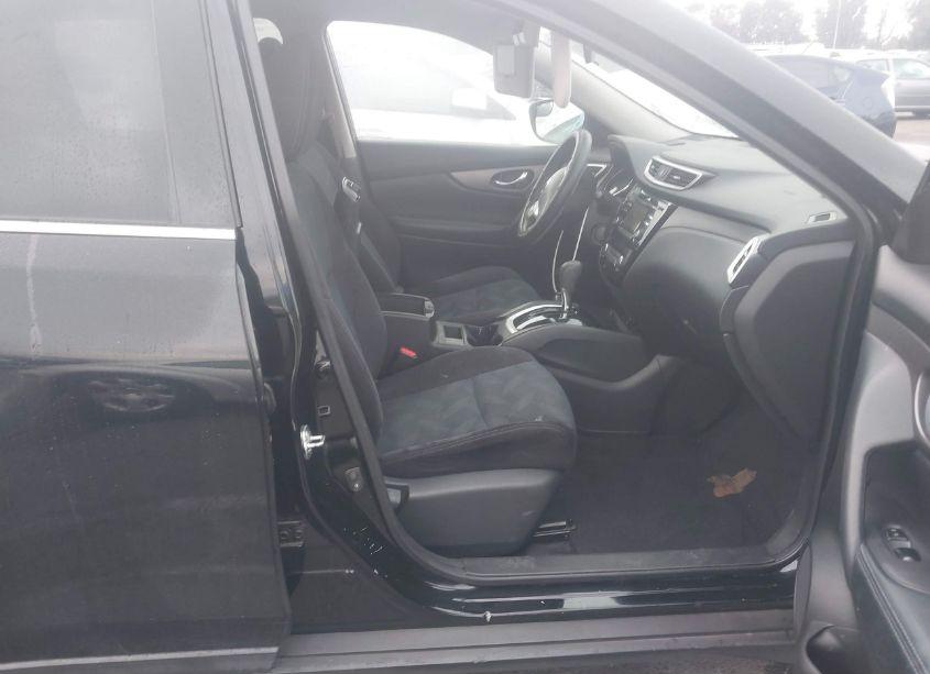 Photo 5 of 2014 Nissan Rogue SV (VIN 5N1AT2MT1EC843900)