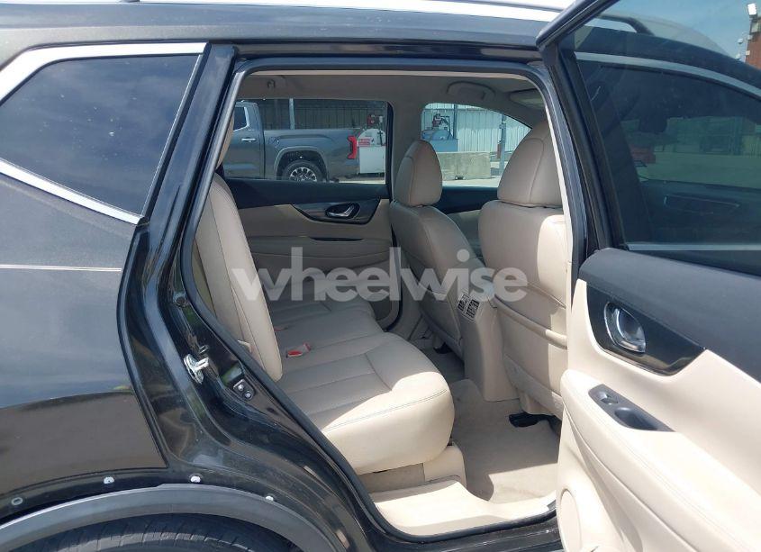 Photo 8 of 2015 Nissan Rogue SL (VIN 5N1AT2MT1FC770870)