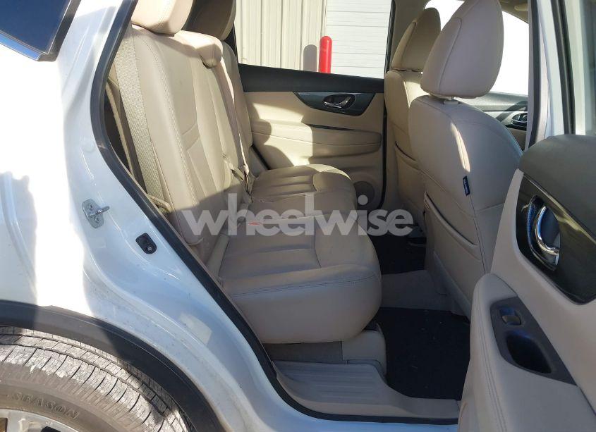 Photo 8 of 2015 Nissan Rogue SL (VIN 5N1AT2MT1FC796689)