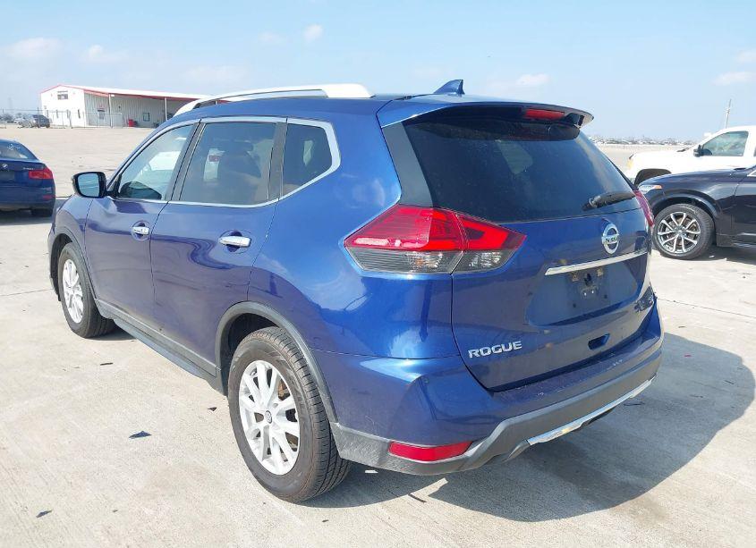 Photo 3 of 2017 Nissan Rogue SV (VIN 5N1AT2MT1HC746913)