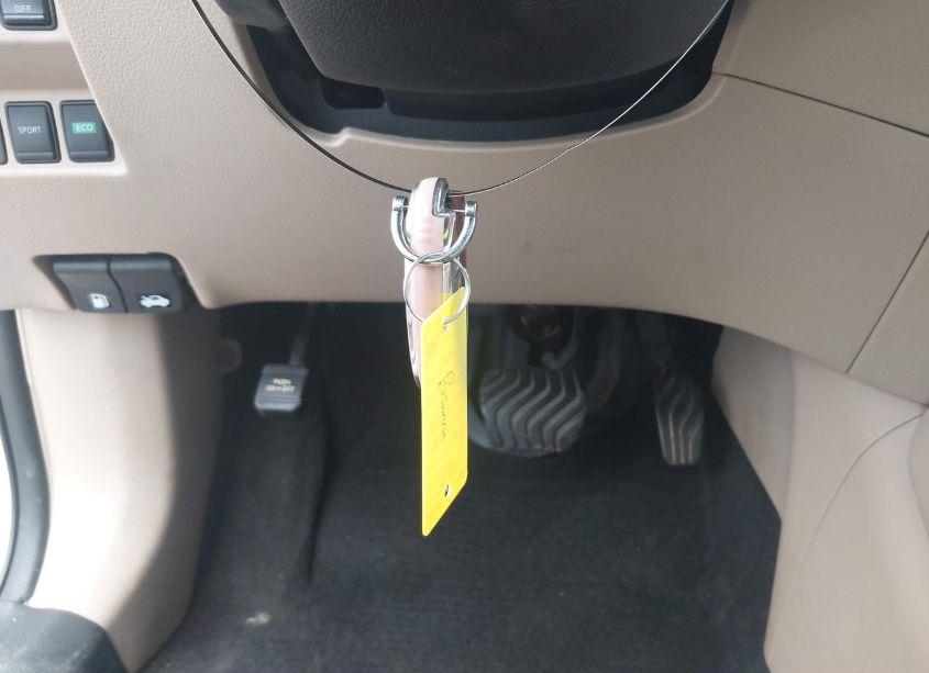 Photo 11 of 2017 Nissan Rogue SL (VIN 5N1AT2MT1HC805717)