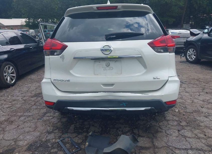 Photo 6 of 2017 Nissan Rogue SL (VIN 5N1AT2MT1HC805717)