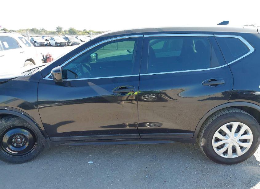 Photo 14 of 2018 Nissan Rogue S (VIN 5N1AT2MT1JC709026)