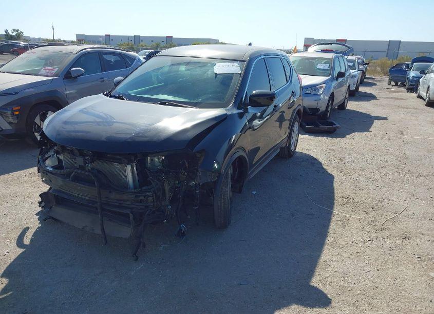 Photo 2 of 2018 Nissan Rogue S (VIN 5N1AT2MT1JC709026)