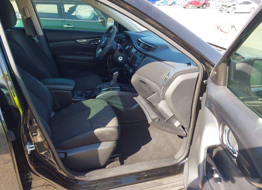 Photo 5 of 2018 Nissan Rogue S (VIN 5N1AT2MT1JC709026)